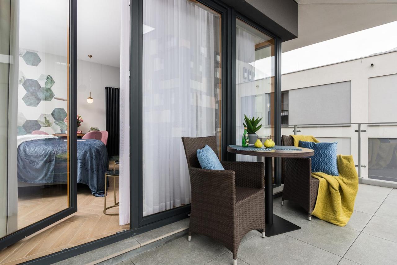 Neartopl Rakowicka Apartments Parking Cracovia Exterior foto